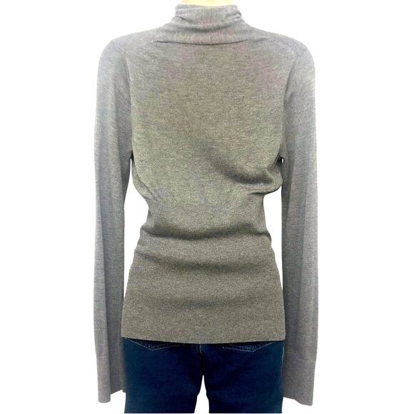 Expresss Gray Knit Sweater - Picture 2 of 16